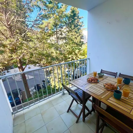 Bel Et Grand 4 Pieces Avec Parking *