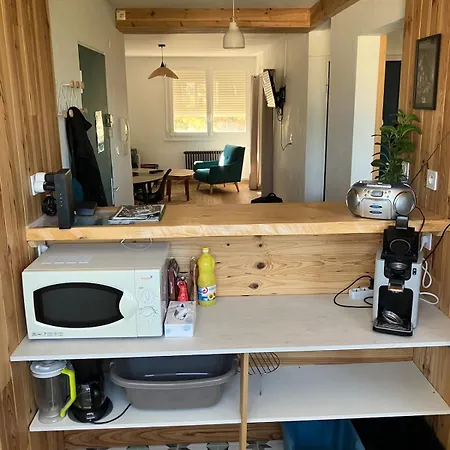 Appartement Bel Et Grand 4 Pieces Avec Parking *